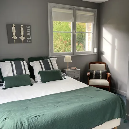 Les Glycines Couette-café