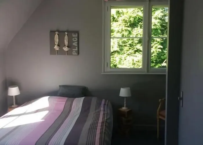 Les Glycines Couette-café